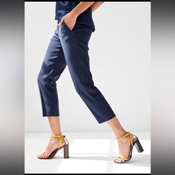 ❗️SOLD❗️Babaton Conan Pants Size 6 - Picture 2 of 10